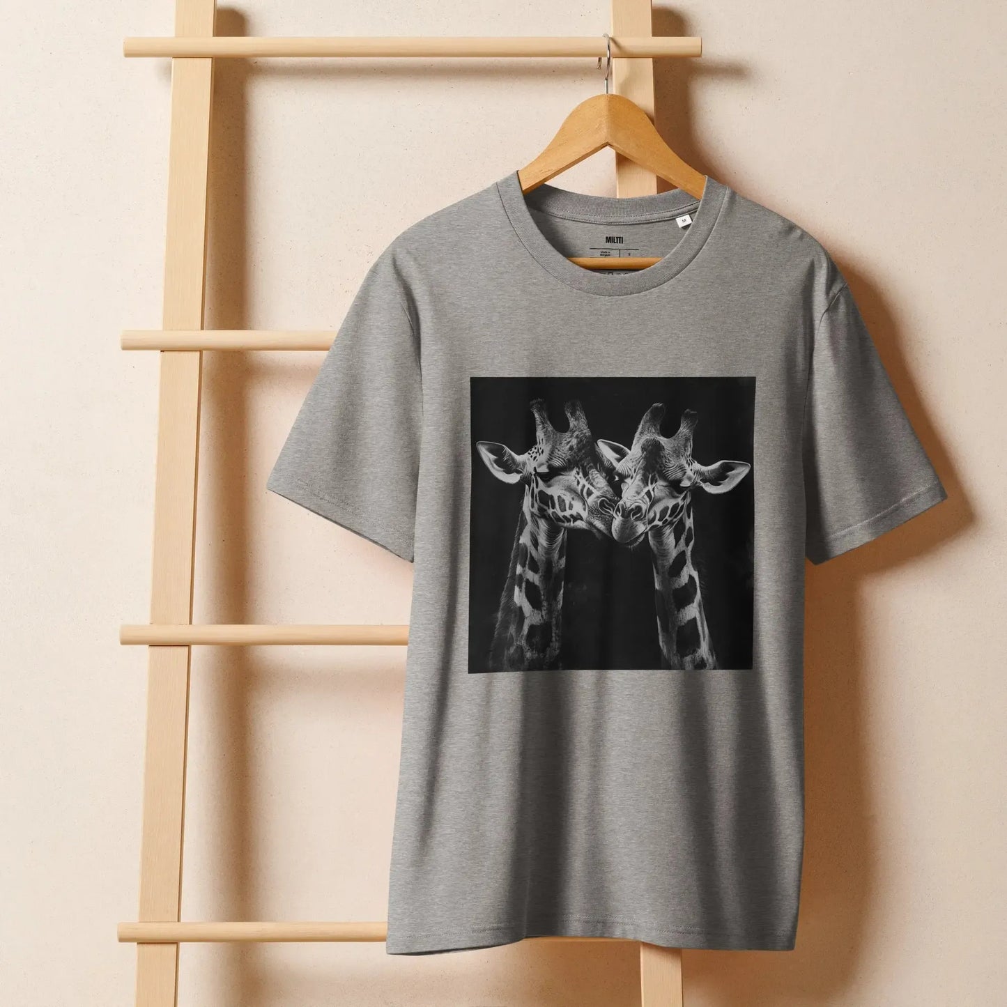 Print 'Giraffe Couple B&W' Organic Ribbed Neck T-shirt MILTTI